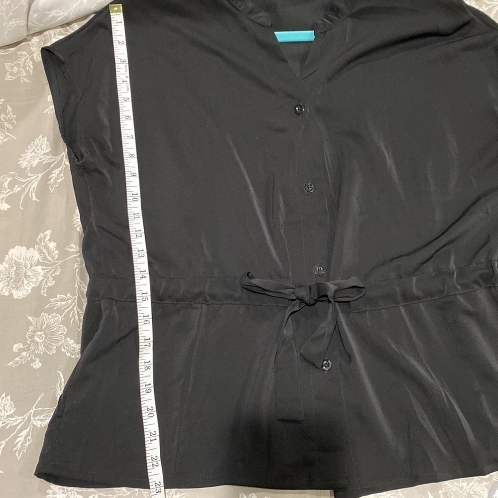 Black Button Front Belted Blouse NWOT - Picture 10 of 10